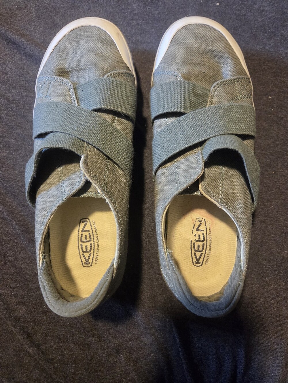 KEEN Womens Green Slip-On Canvas Sneakers with Hook & Loop Straps